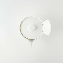 Load image into Gallery viewer, Suzume Chaki Teapot | White | Oda Pottery (Japan)