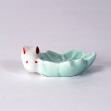 Load image into Gallery viewer, Sakura Rabbit Porcelain Chopsticks Rest