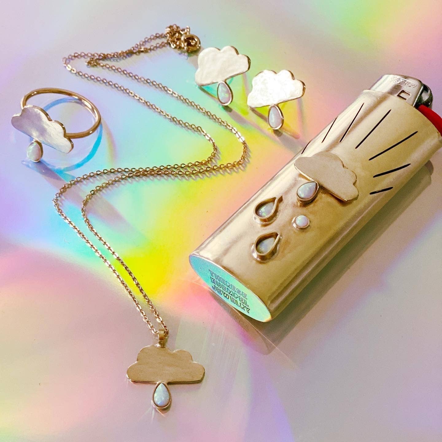 Cloud Lighter Case with Rainbow Moonstone | Therese Kuempel (IL)