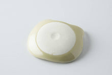 Load image into Gallery viewer, Tora Cat Ceramic Chopstick Dish (Japan)