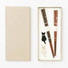 Load image into Gallery viewer, Cat Chopstick Gift Set | Ogishi Tadashi Shoten (Japan)