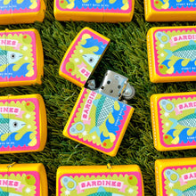 Load image into Gallery viewer, Sardine Refillable Lighter | The Peach Fuzz (CA)