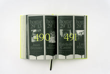 Load image into Gallery viewer, Serif in Use: Creative Typefaces and Their Applications