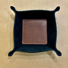 Load image into Gallery viewer, Leather Catch-All Tray | Gomez Handcrafted Leathergoods (TX)