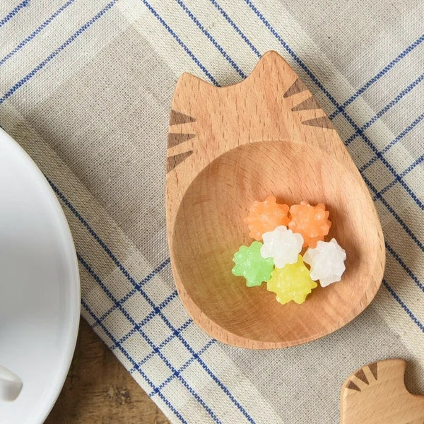 Beech Wood Cat Dish | Yamani (Japan)