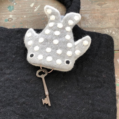 Whale Shark Wool Felt Key Case | Suica (Japan)