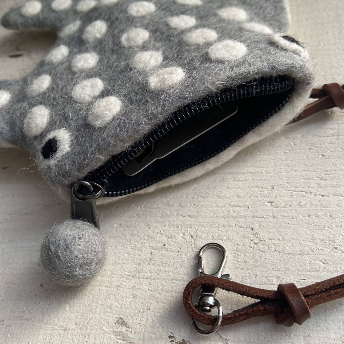 Whale Shark Wool Felt Zippered Pouch | Suica (Japan)