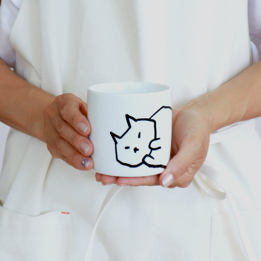 Sleeping Cat Teacup | Shinzi Katoh (JPN)