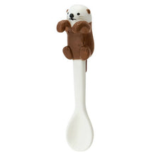 Load image into Gallery viewer, Ceramic Hanging Otter Mug Spoon| Decole (Japan)
