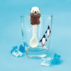 Ceramic Hanging Otter Mug Spoon| Decole (Japan)