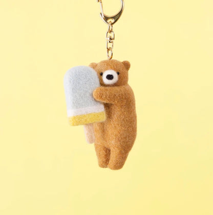 Needle Felting Kit | Paleta Bear | Hamanaka (Japan)