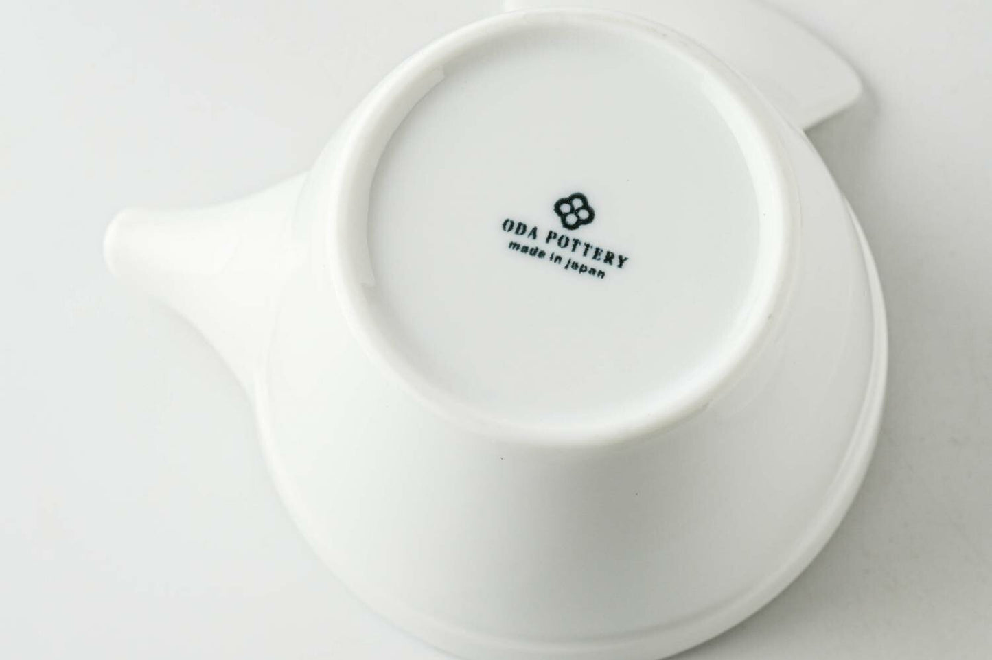 Suzume Chaki Teapot | White | Oda Pottery (Japan)