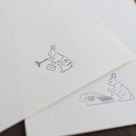 Clipboard & Paper Set – Typewriter Rabbit | Raku Hana x Gute Gouter (Japan)
