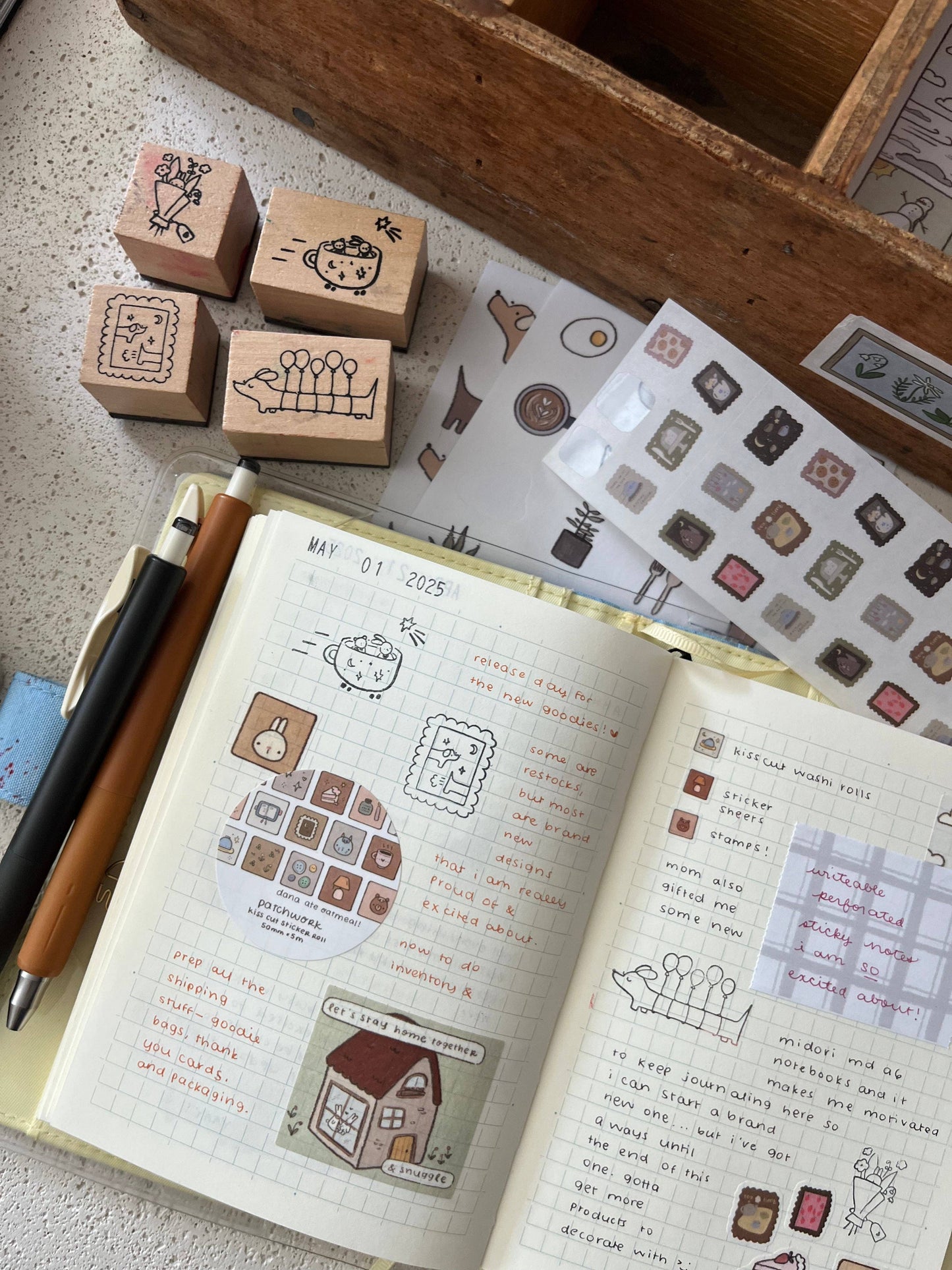 Balloonie wooden stamp | dana ate oatmeal! (CA)