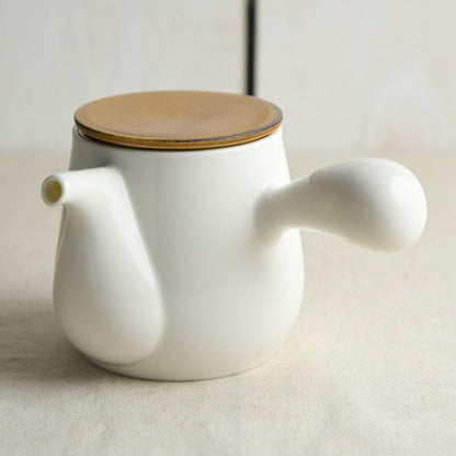 Bico Caramel Glazed Mino Ware Teapot |  Miyama (Japan)