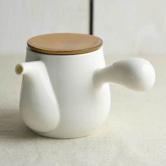 Bico Caramel Glazed Mino Ware Teapot |  Miyama (Japan)
