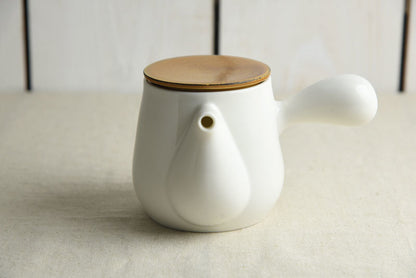 Bico Caramel Glazed Mino Ware Teapot |  Miyama (Japan)