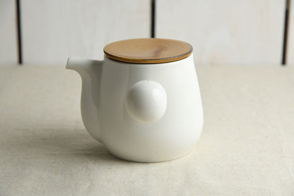 Bico Caramel Glazed Mino Ware Teapot |  Miyama (Japan)