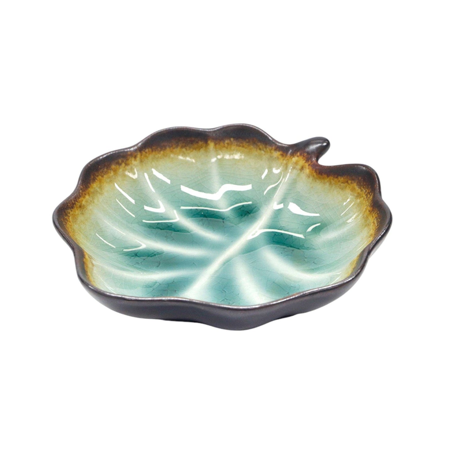 Porcelain Leaf Shaped Plate | Midori Kannyu