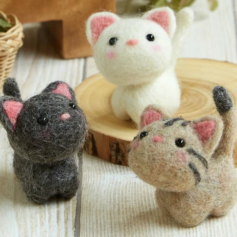 Needle Felting Kit | Kittens | Hamanaka (Japan)