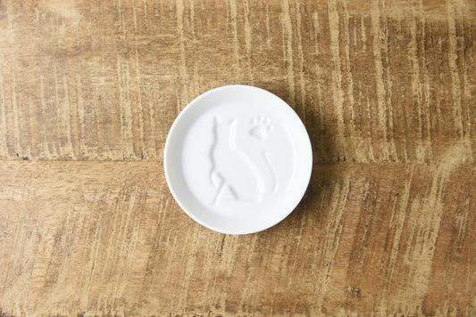 Sitting Cat Ceramic Sauce Dish (Japan)