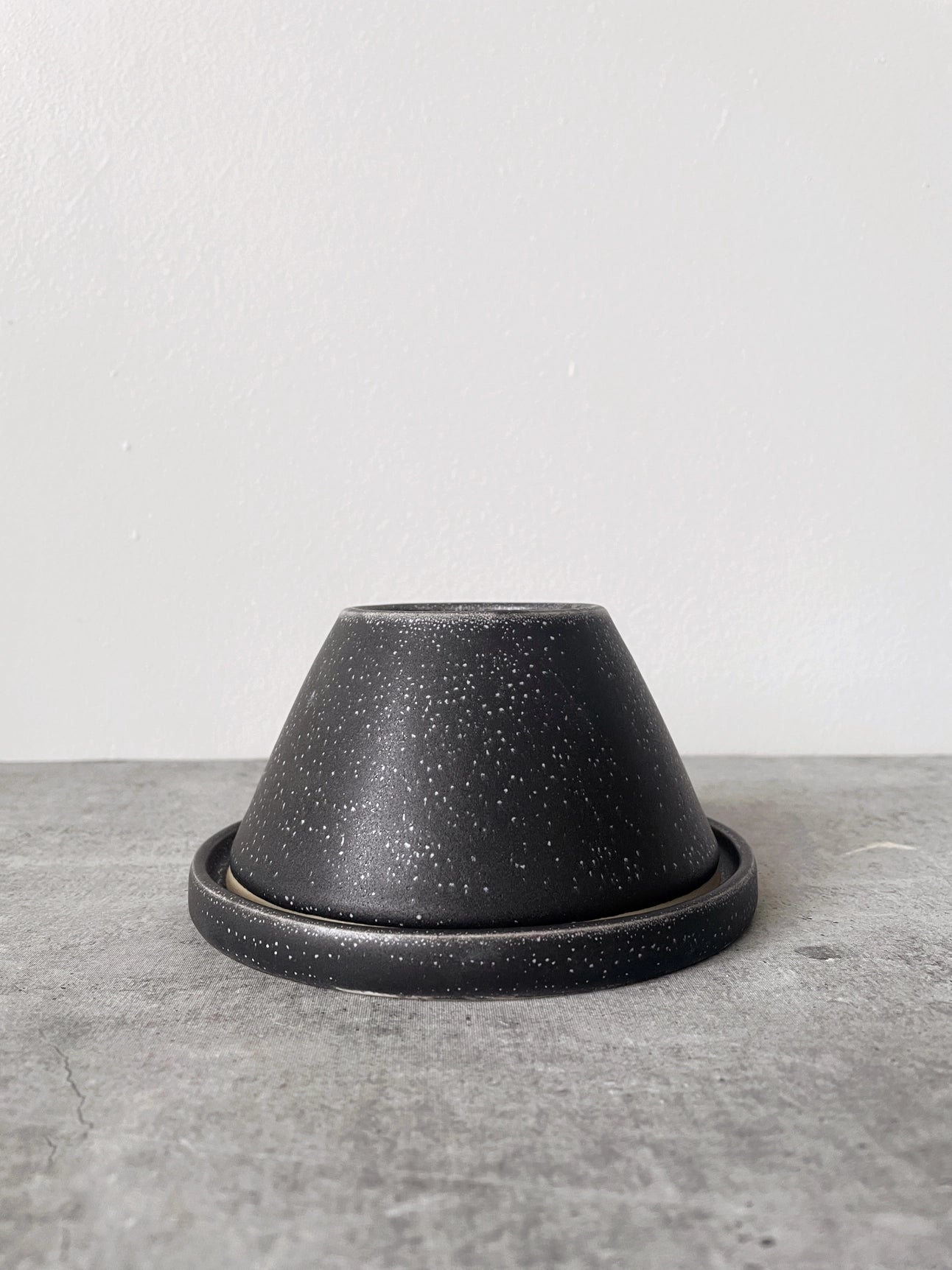 Anthony Planter | Little Fire Ceramics (WI)