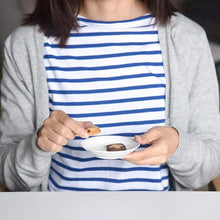 Load image into Gallery viewer, Gorilla Mame Dish | natural69 (Japan)
