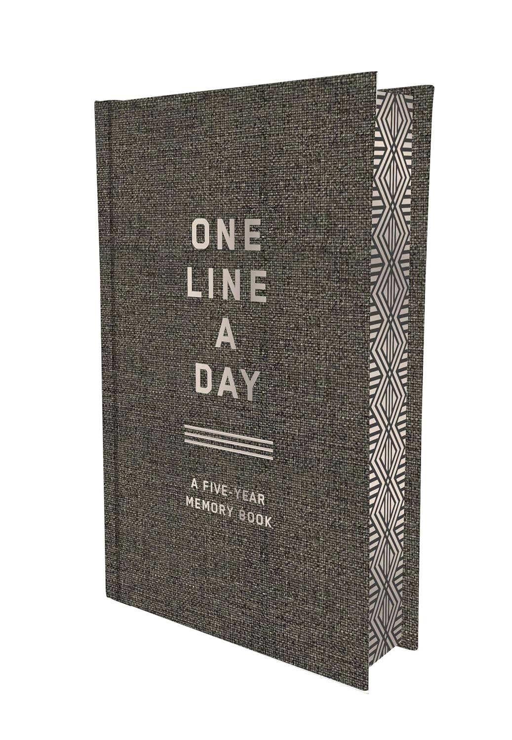 Canvas One Line a Day | Charcoal | Chronicle Books (CA)