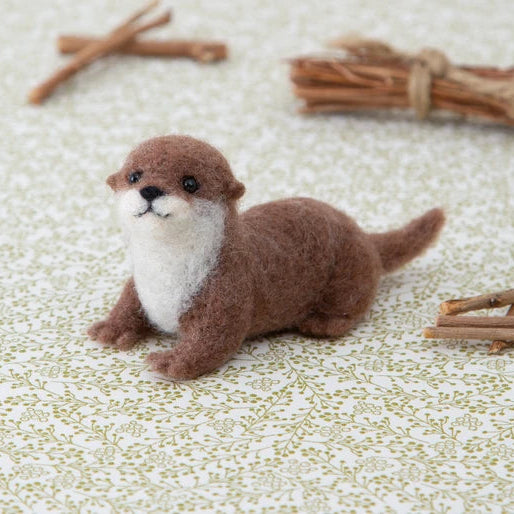 Needle Felting Kit | Baby Otter | Hamanaka (Japan)