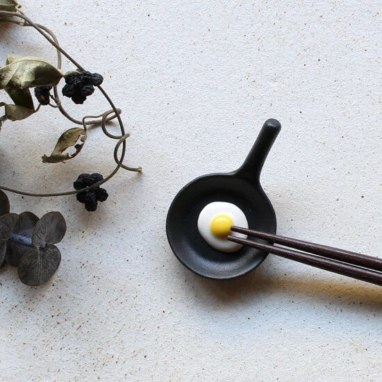 Egg in Pan Chopsticks Rest (Japan)