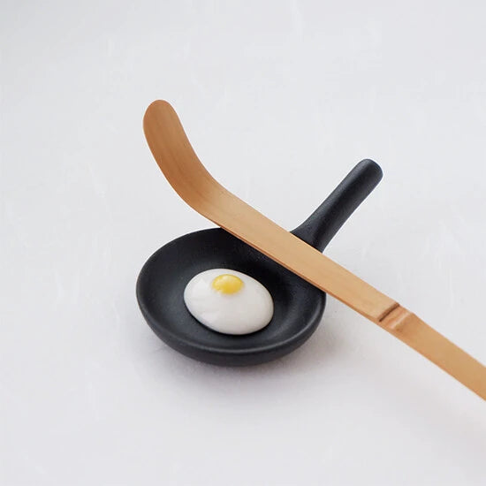 Egg in Pan Chopsticks Rest (Japan)