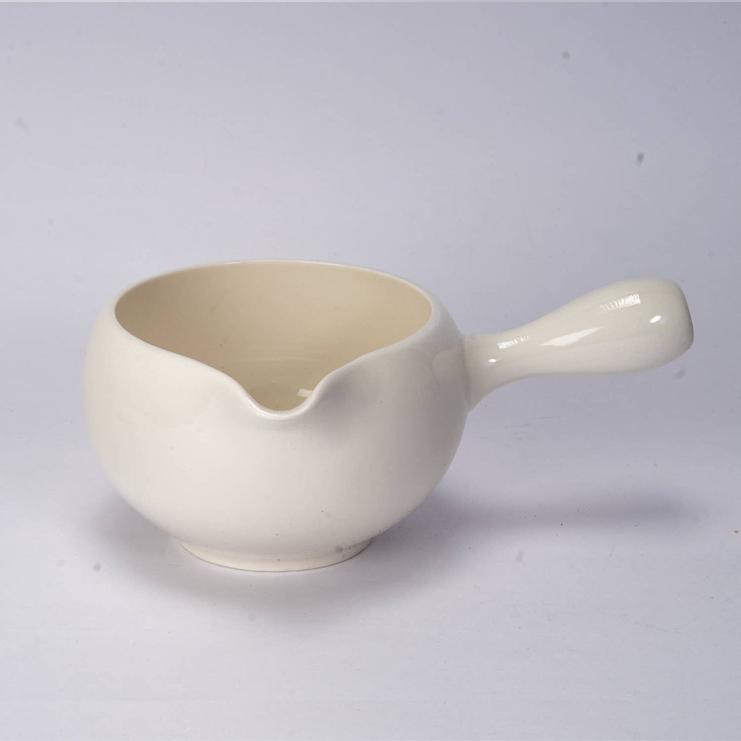 Side Handle Porcelain Katakuchi Matcha Bowl | Glossy White
