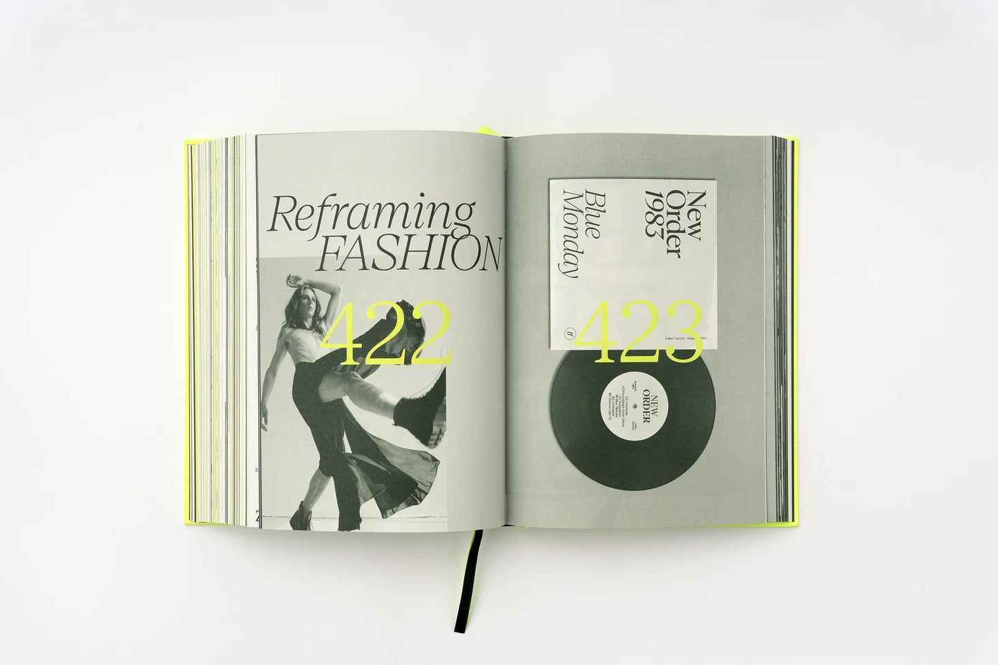 Serif in Use: Creative Typefaces and Their Applications