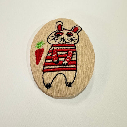 Mouse in Red Embroidered Brooch (Japan)