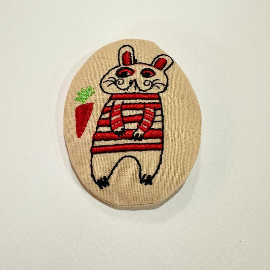 Mouse in Red Embroidered Brooch (Japan)