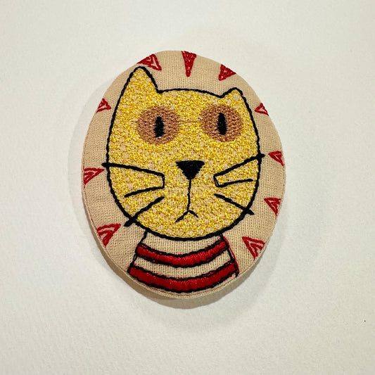 Striped Cat Embroidered Brooch (Japan)