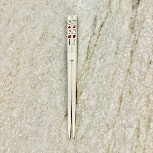 Miffy Apple Chopsticks 18cm (Japan)