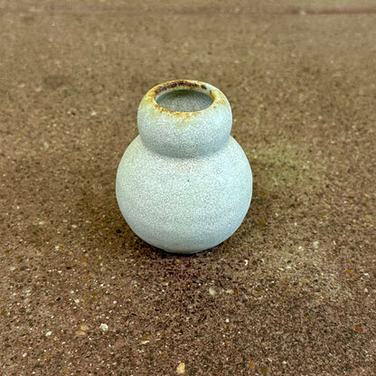 Soft Stone Spouted Matcha Bowl & Whisk Stand Ceramic Set | White | Linnan Ye (Ca)