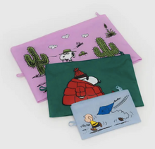 Load image into Gallery viewer, Charlie Brown Go Pouch | Small | Baggu (CA)
