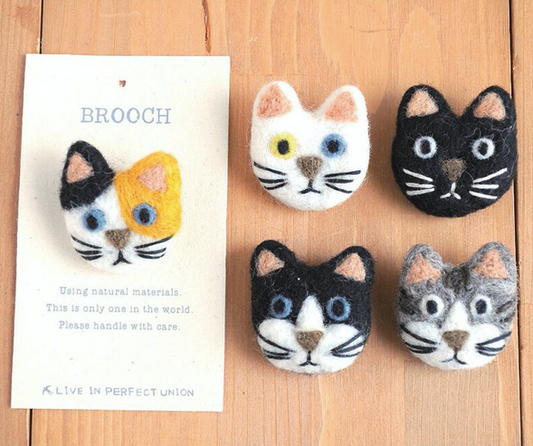 Felted Cat Face Brooch | (Japan)