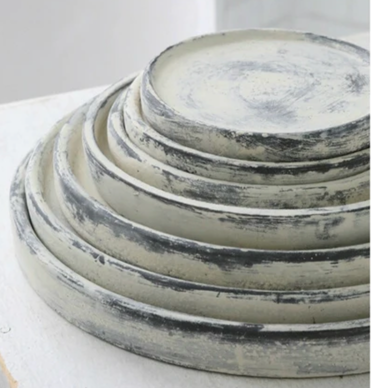 Aged Planter Dish (Japan)