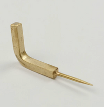 Load image into Gallery viewer, Brass L-Shaped Push PIn | Set of 5 | Shesay (Japan)
