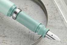 Load image into Gallery viewer, Sailor TUZU Adjust Fountain Pen | Green | Sailor (Japan)
