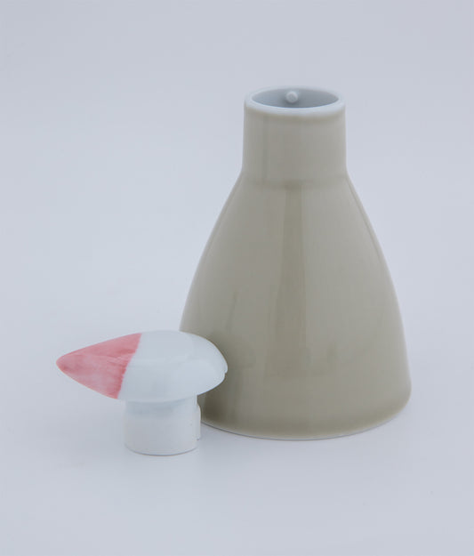 Ceramic Sauce Dispenser | Beige | Bisque Co (Japan)