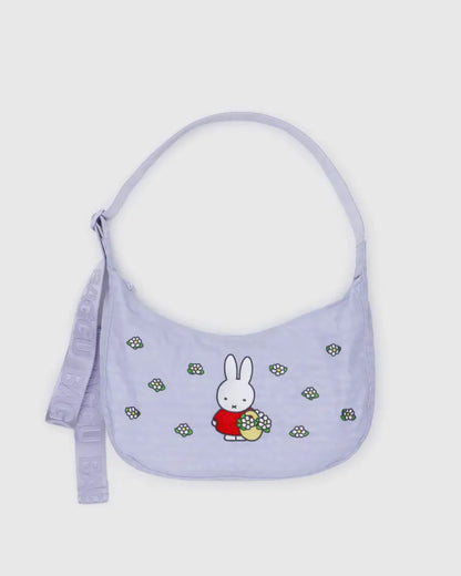 Miffy Medium Crescent Bag | White Daisies | Baggu (CA)