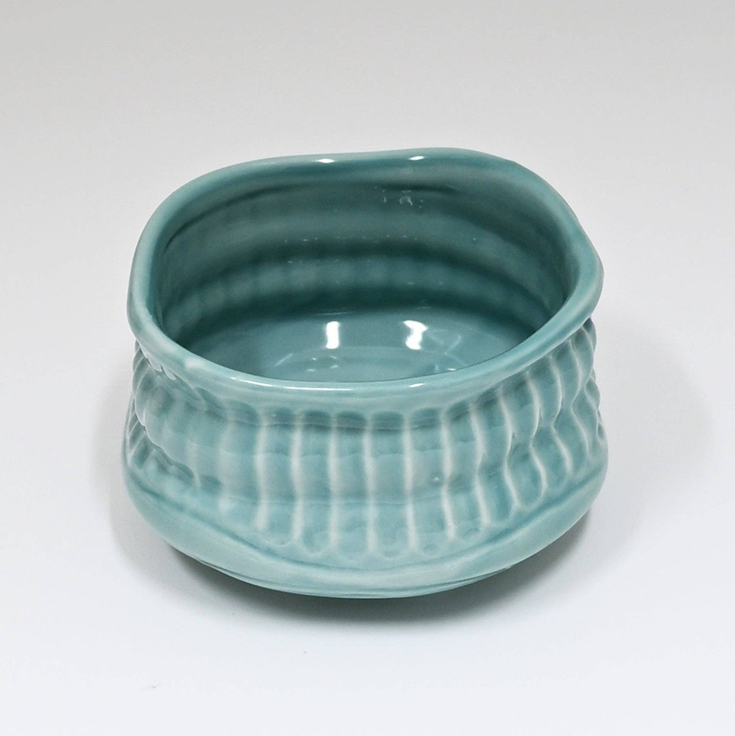 Turquoise Porcelain Mini Matcha Bowl | Ribbed Gloss Glaze | Japan