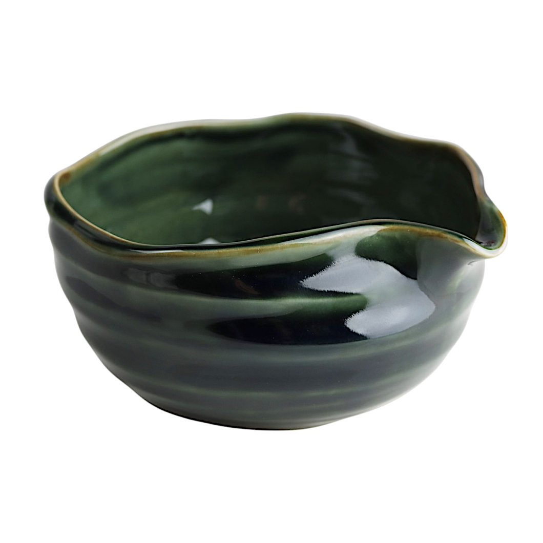 Katakuchi Matcha Bowl With Spout Ink Gray (Japan)