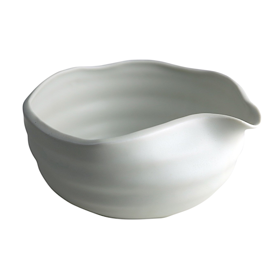 Katakuchi Matcha Bowl With Spout White Matte (Japan)