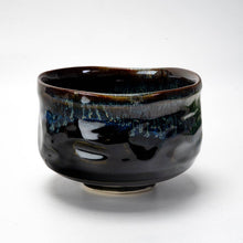 Load image into Gallery viewer, Matcha Bowl Black Blue Reactive Glaze (Japan)
