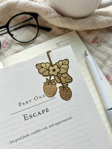 Strawberry Brass Bookmark | Chocolett (OR)
